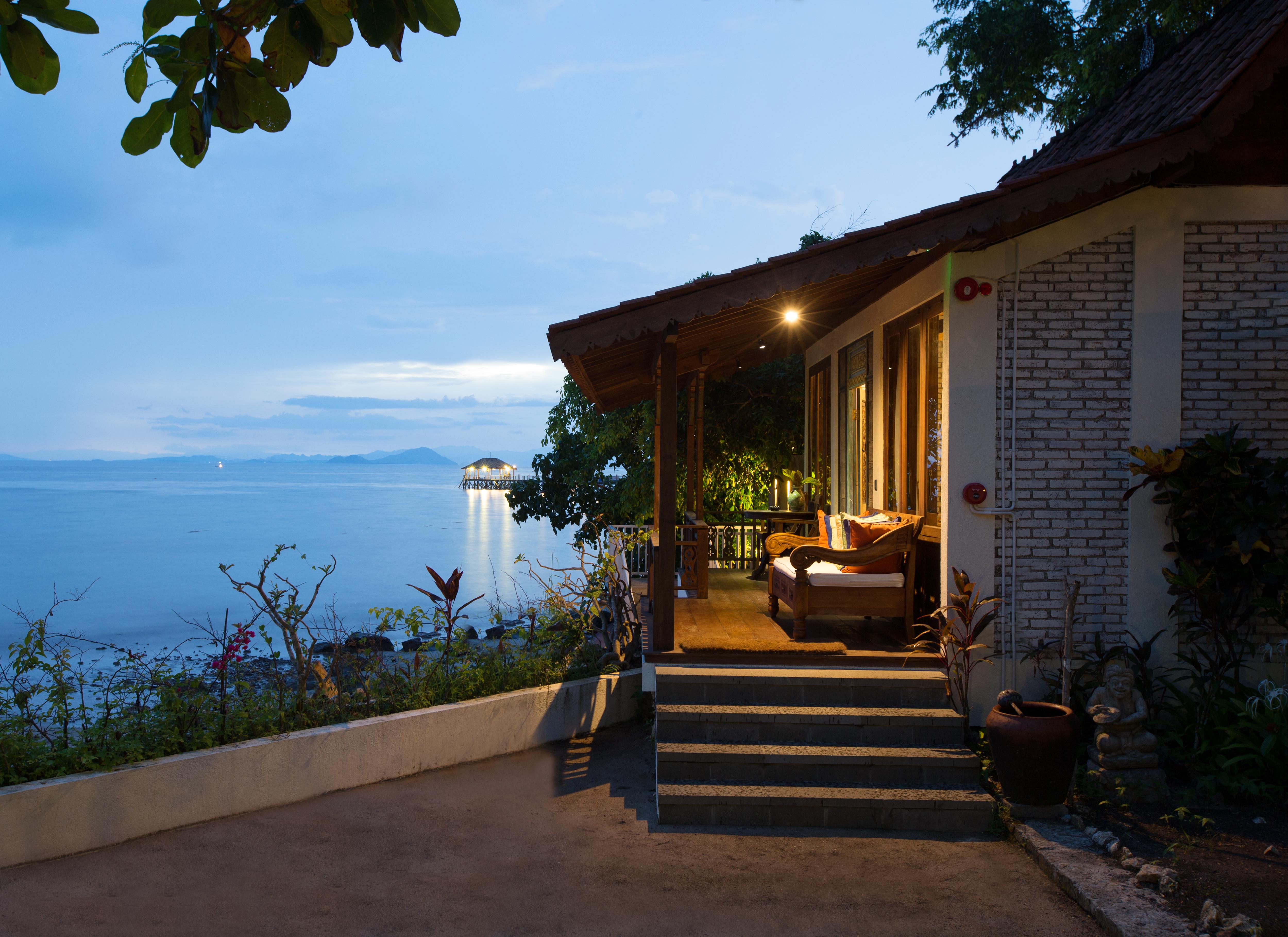 Plataran Komodo Resort & Spa - Chse Certified Labuan Bajo Esterno foto