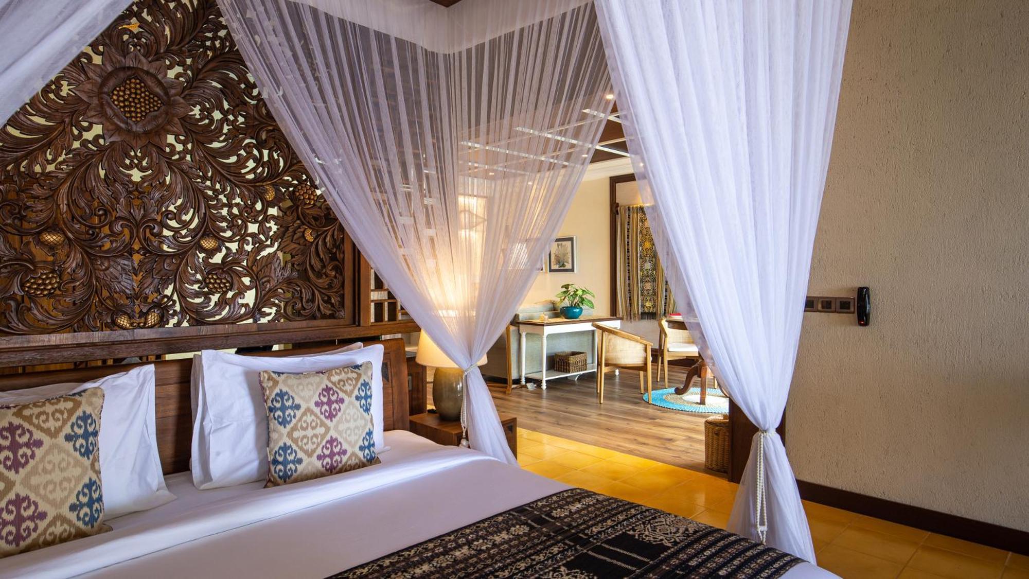 Plataran Komodo Resort & Spa - Chse Certified Labuan Bajo Esterno foto