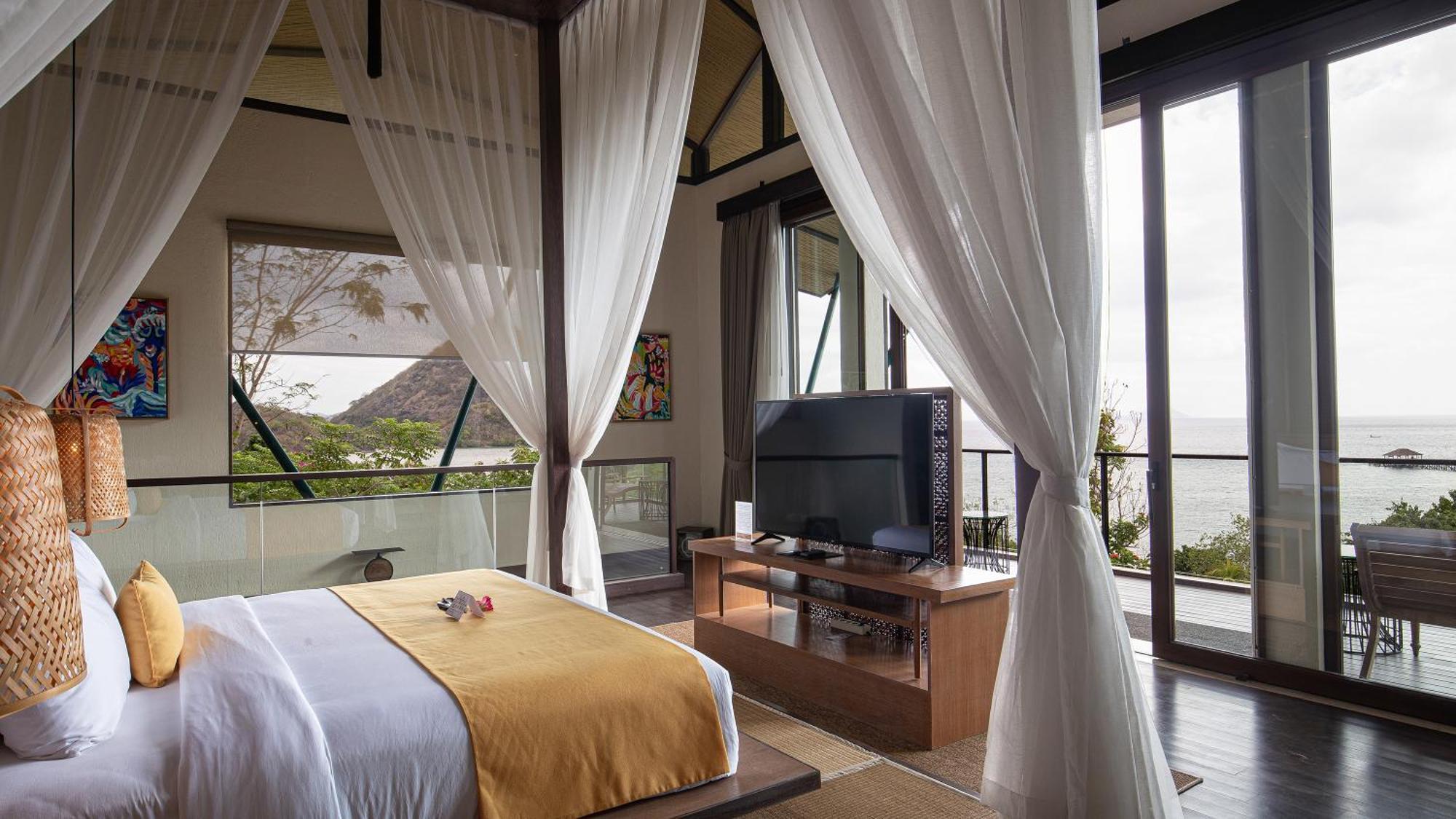 Plataran Komodo Resort & Spa - Chse Certified Labuan Bajo Esterno foto