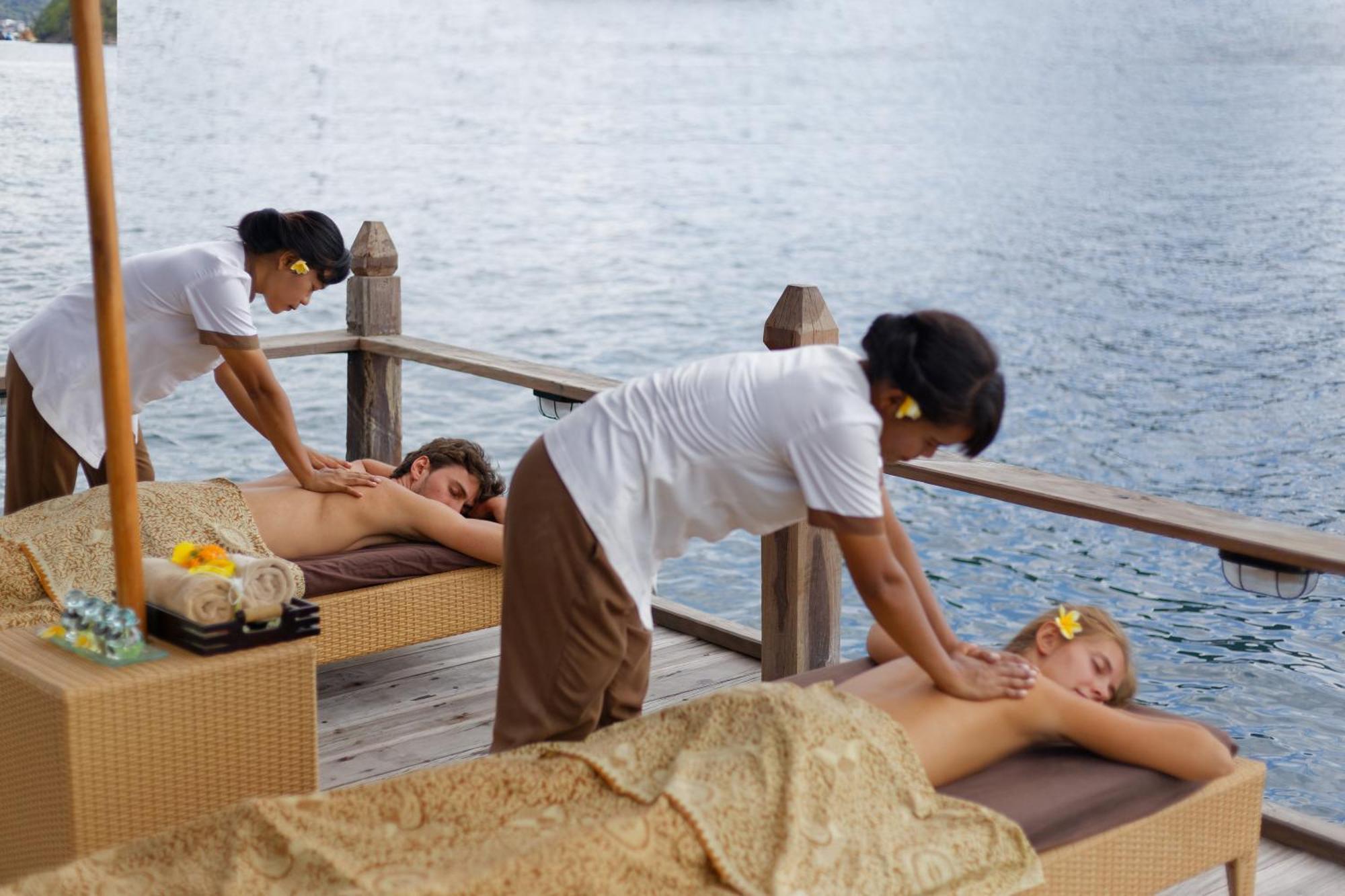 Plataran Komodo Resort & Spa - Chse Certified Labuan Bajo Esterno foto