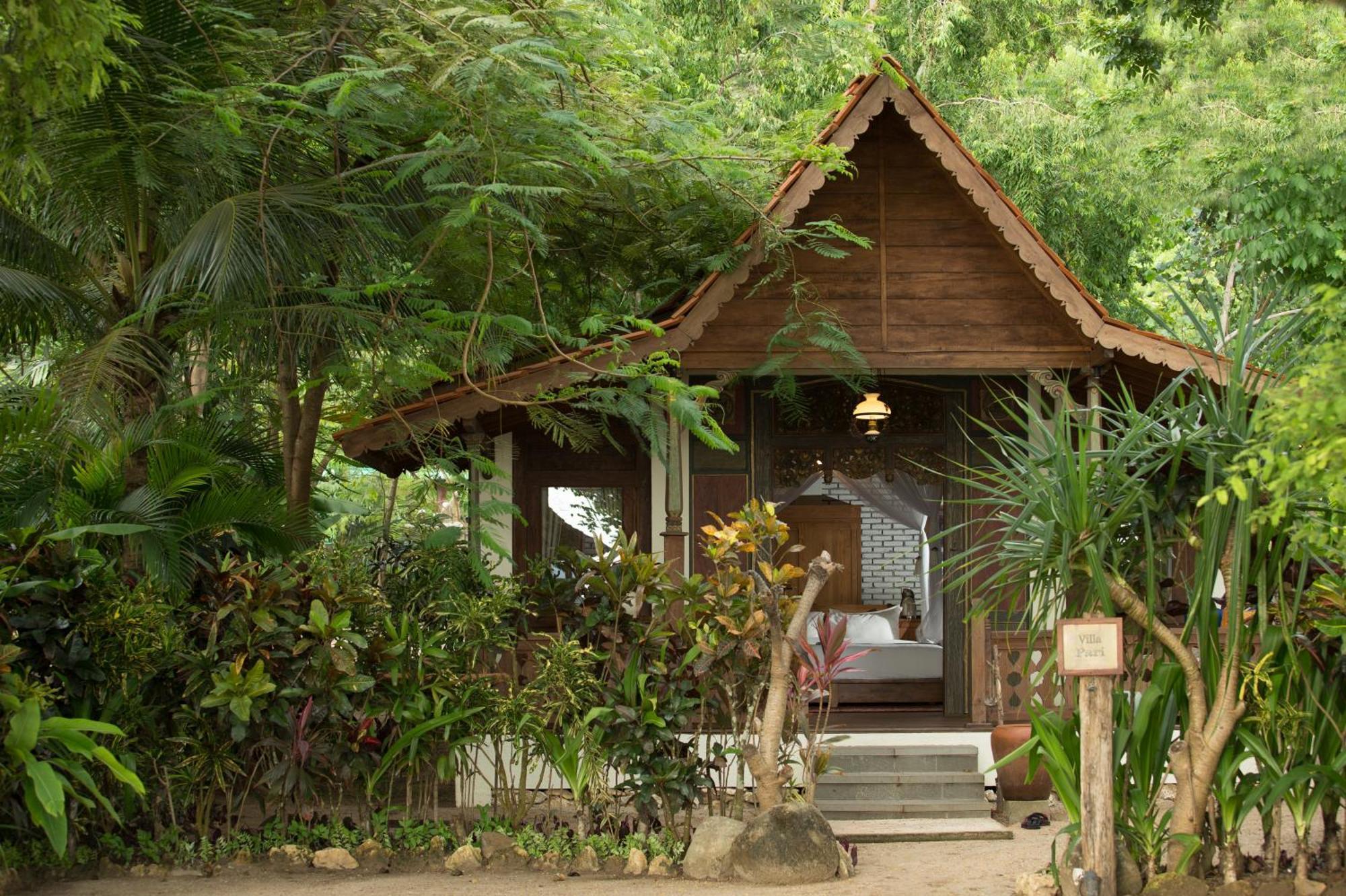 Plataran Komodo Resort & Spa - Chse Certified Labuan Bajo Esterno foto