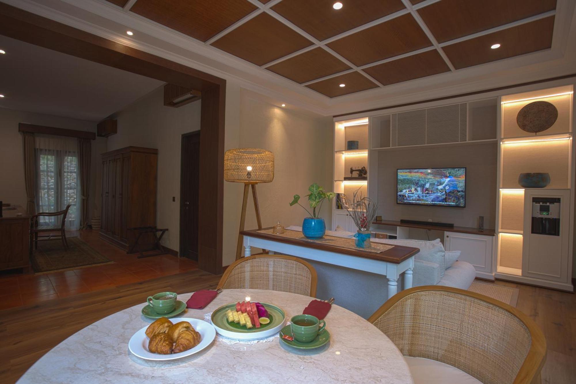 Plataran Komodo Resort & Spa - Chse Certified Labuan Bajo Esterno foto