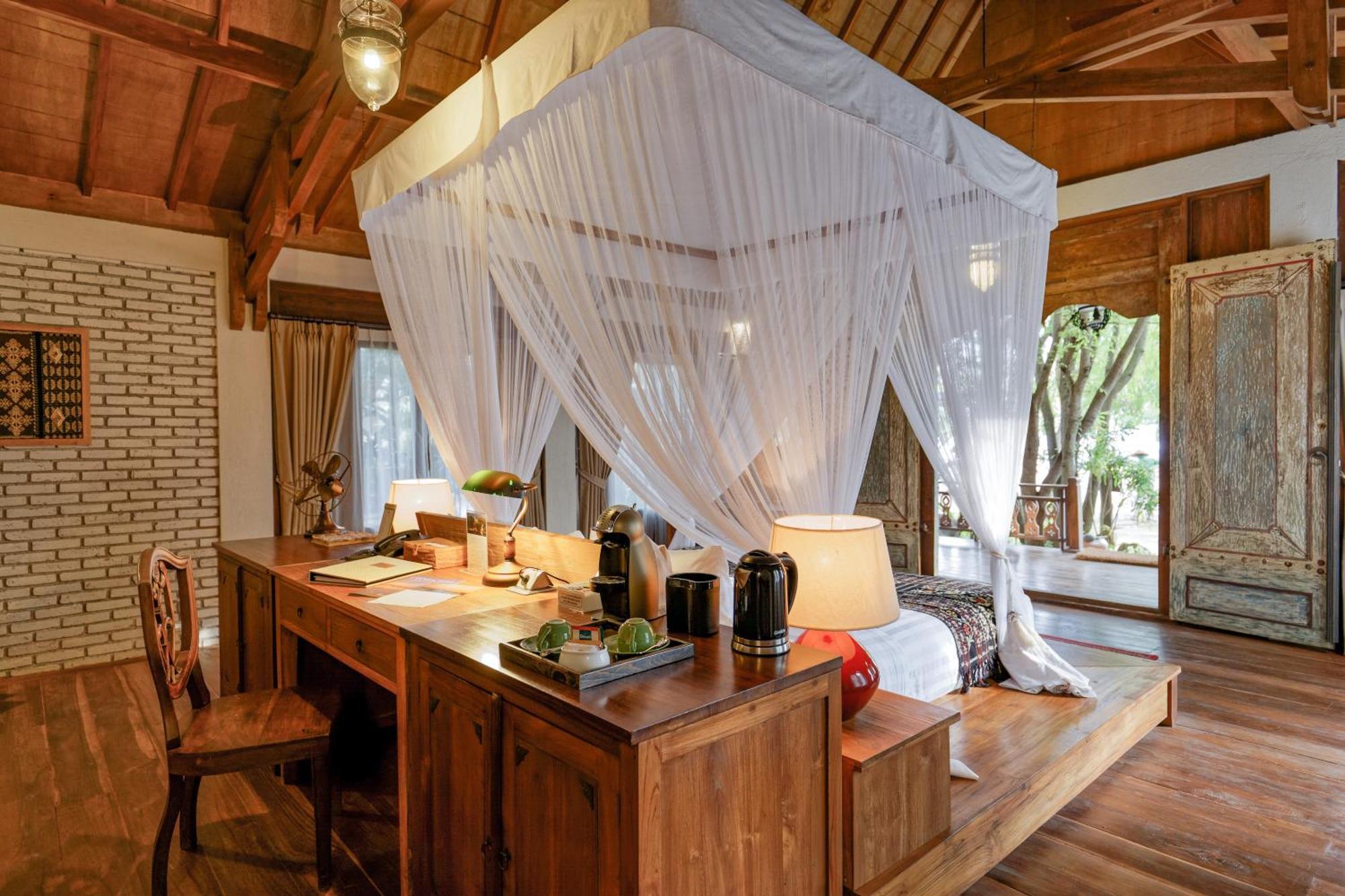 Plataran Komodo Resort & Spa - Chse Certified Labuan Bajo Esterno foto